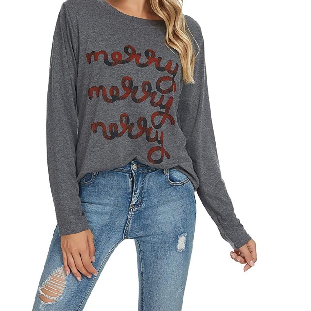 NWOT Women’s long sleeve Christmas sweater